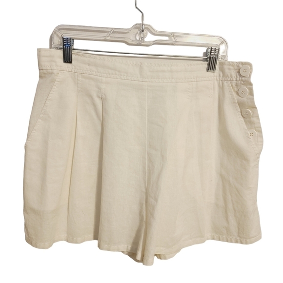 Max Studio | Women's Classic White Linen Blend Shorts (Size XL) - Picture 1 of 12
